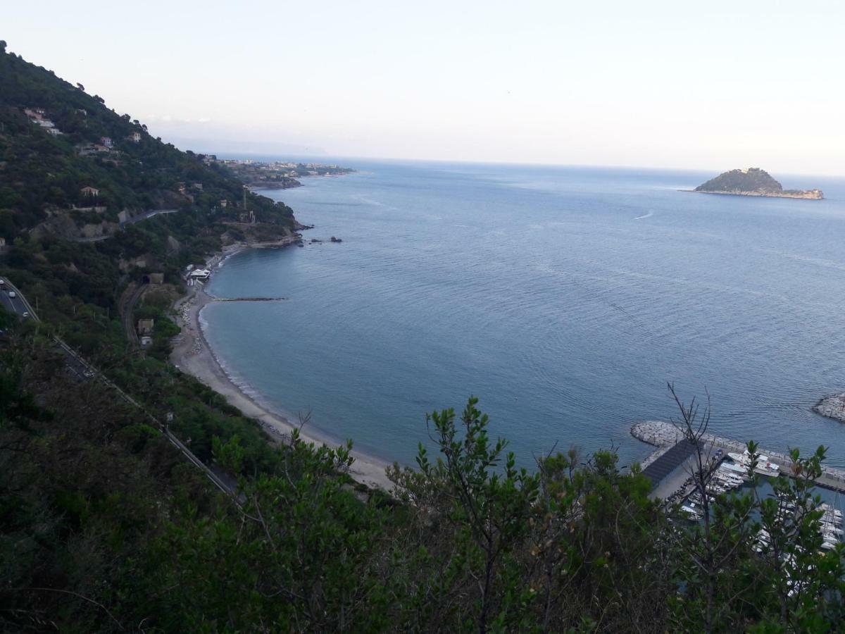 Appartamento Vista Mare Albenga Exterior foto